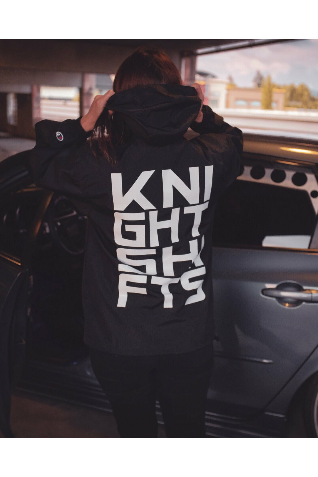 KNIGHTSHIFTS WINDBREAKER